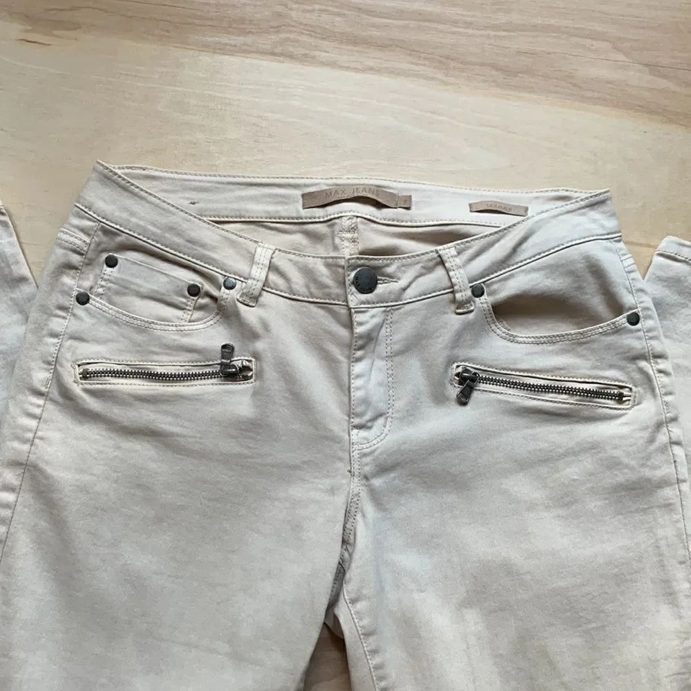 Max Tan Jeans  - Picture 2 of 8